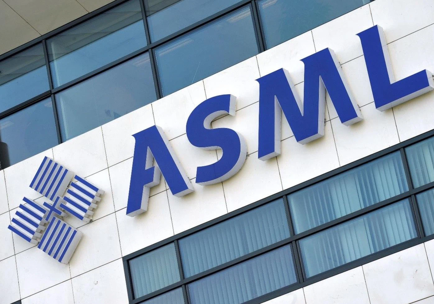 asml asml