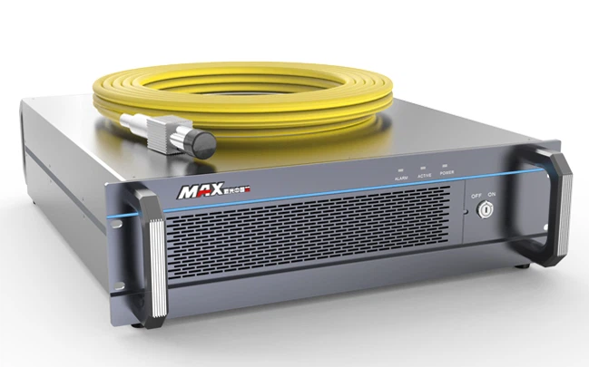Laser à fibre d'impulsion réglable à largeur d'impulsion maximale 100 watts 200 watts 300 watts
